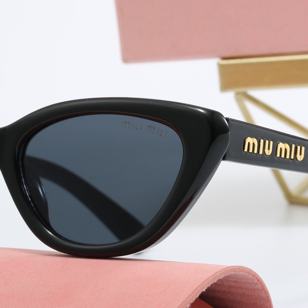 Miu Miu Cat Eye III Occhiali da Sole