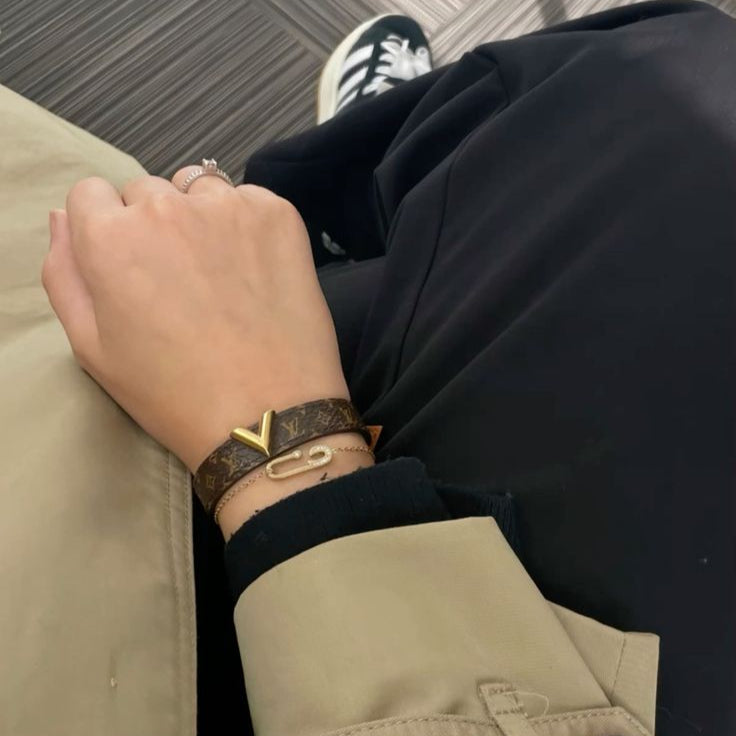 Bracciale Essential LV