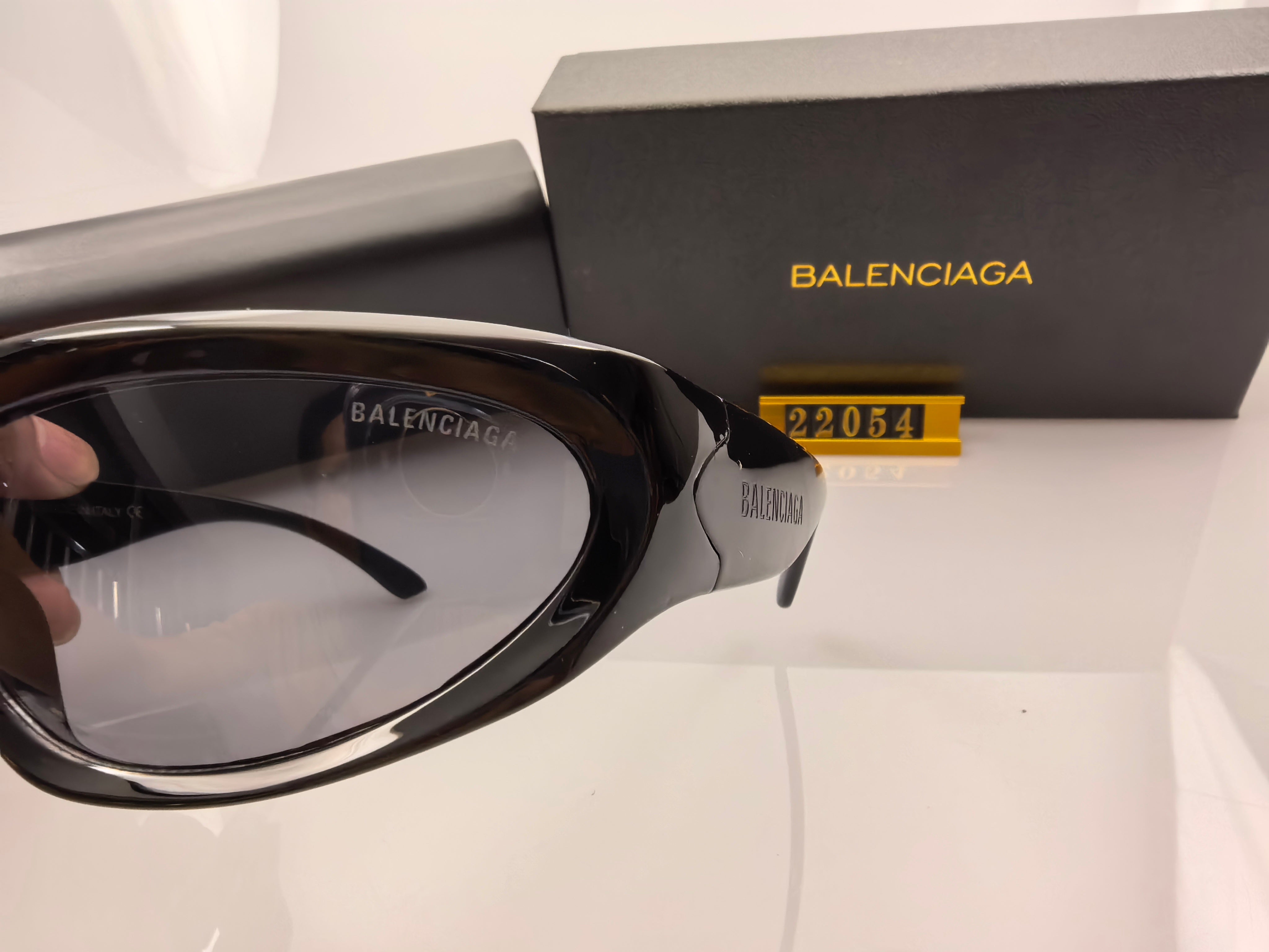 Balenciaga Occhiali da Sole con Logo