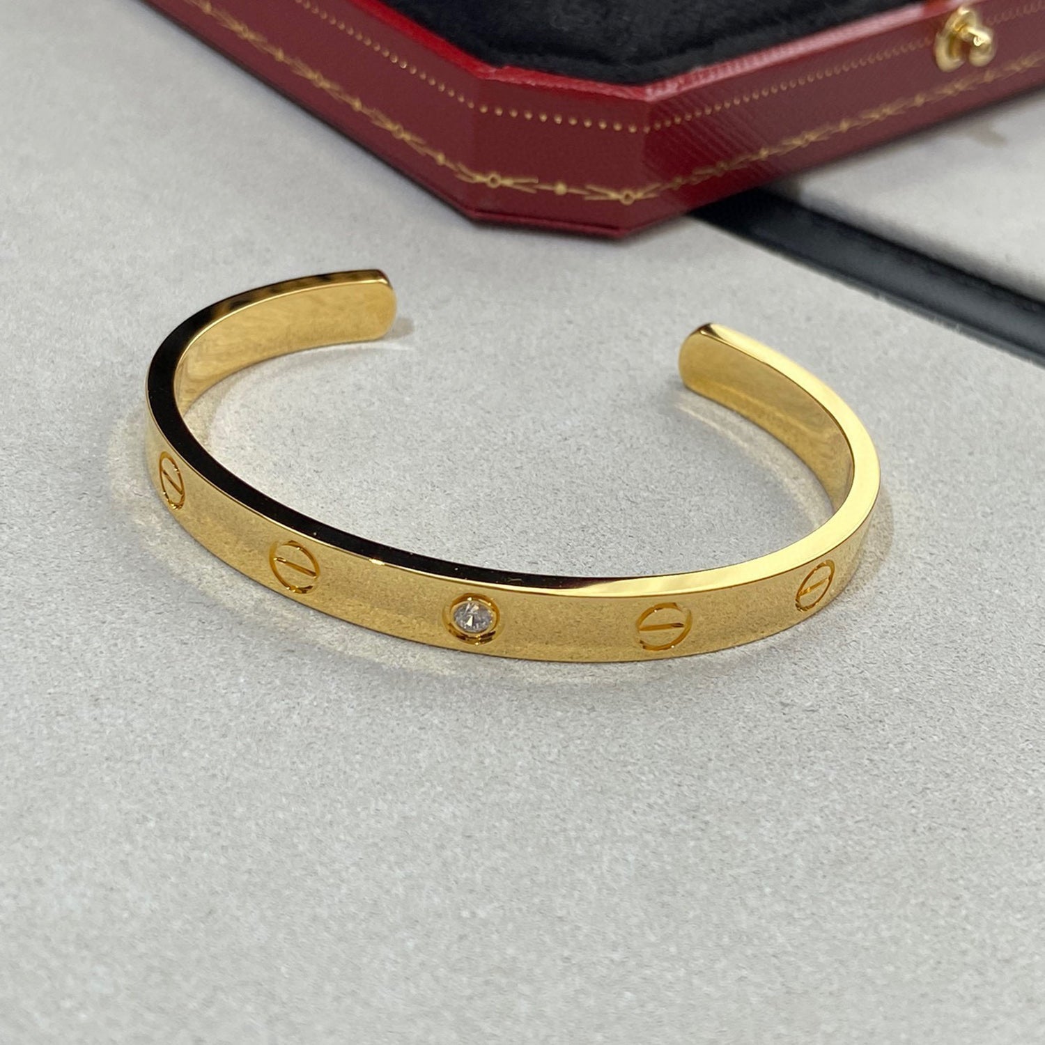 Bracciale Love Diamond Open Cuff