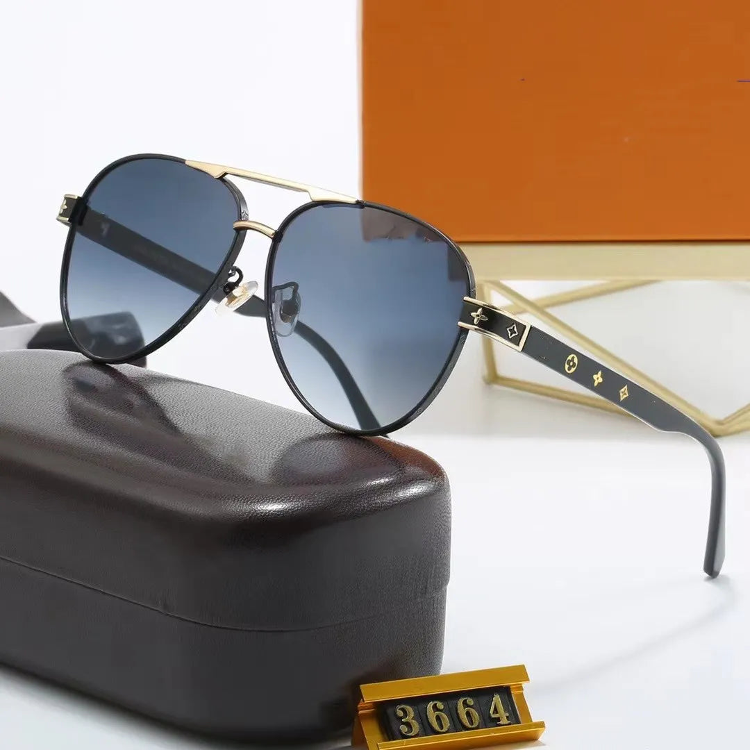 Louis Vuitton Occhiali da Sole Aviator