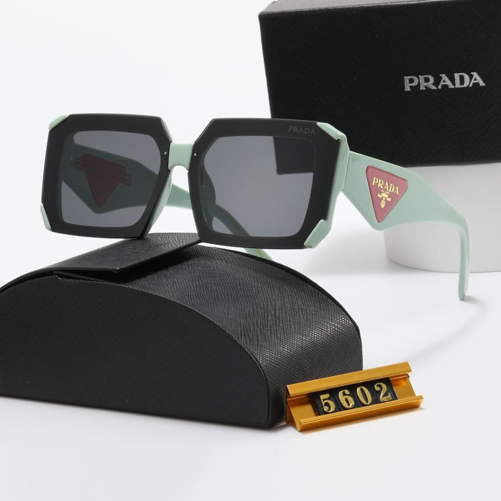 Prada Occhiali da Sole Quadrati da Donna
