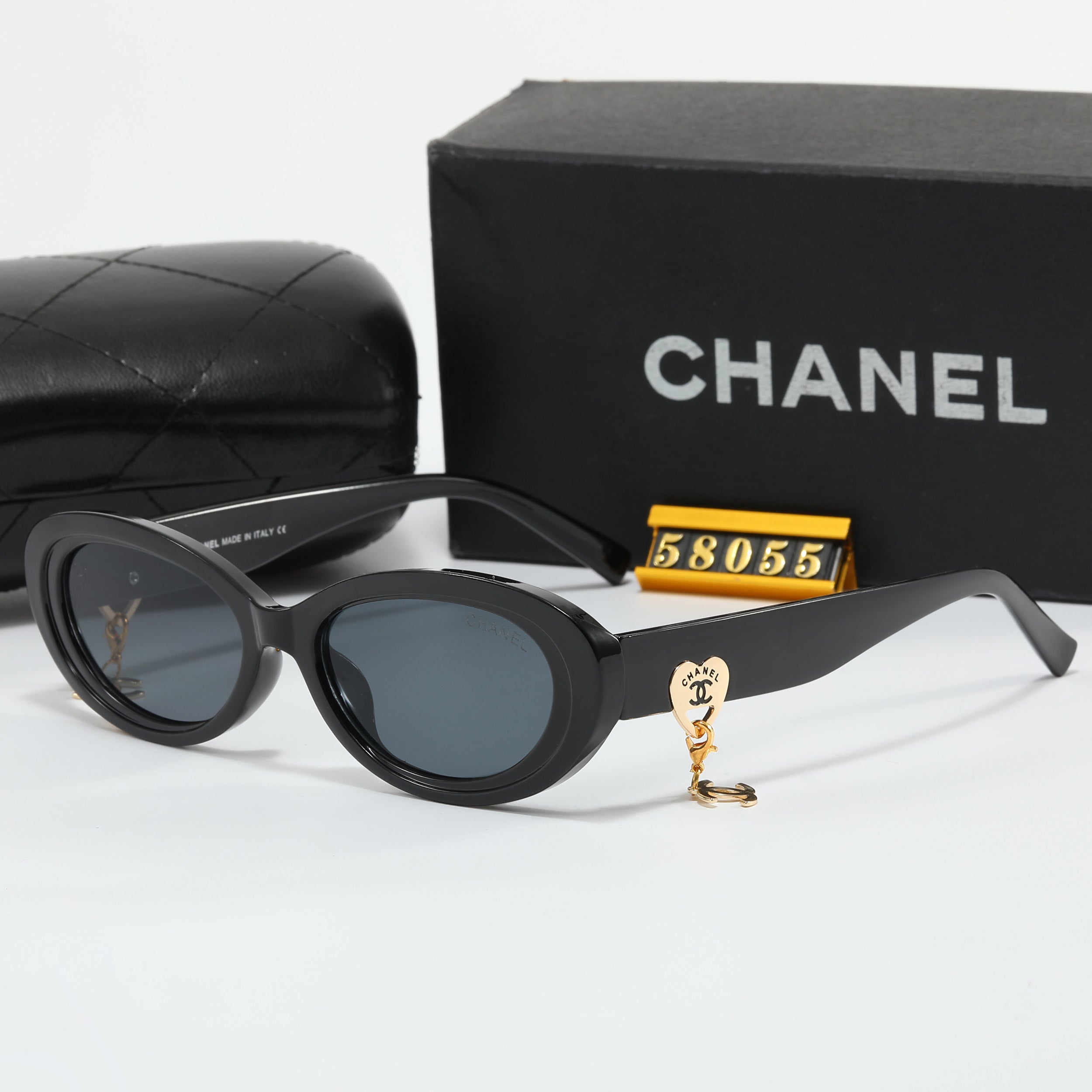 Chanel Occhiali da Sole Ovali