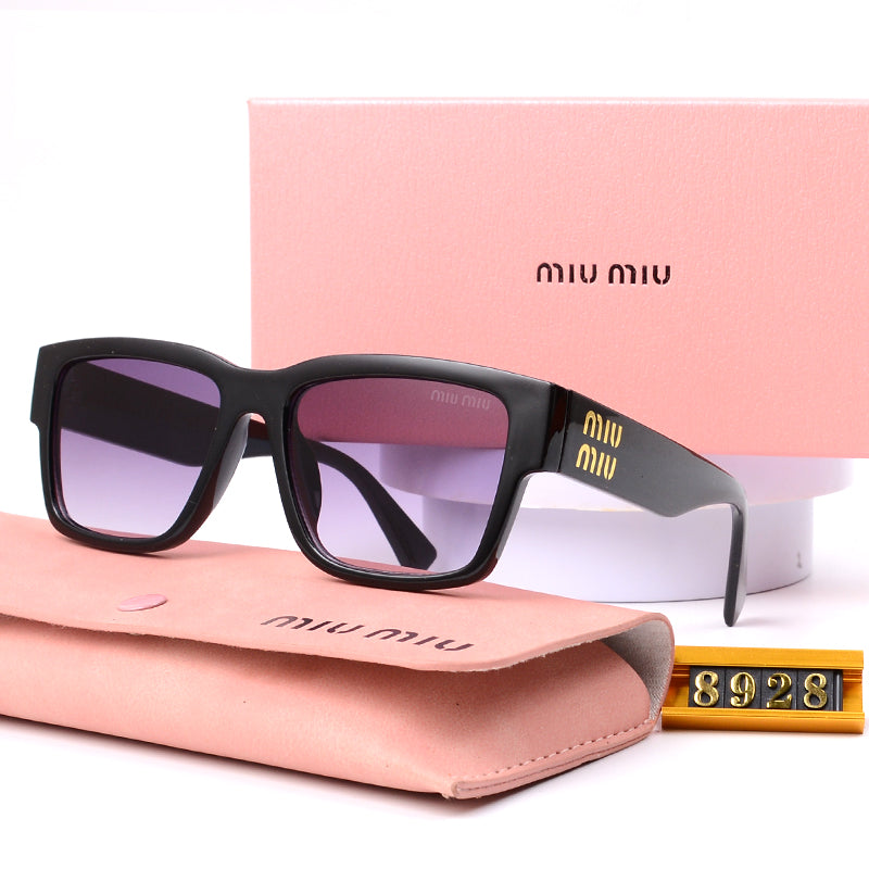 Miu Miu Occhiali da Sole Rettangolari con Logo