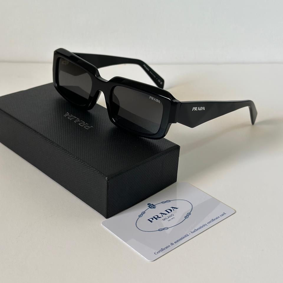 Prada Occhiali da Sole con Logo