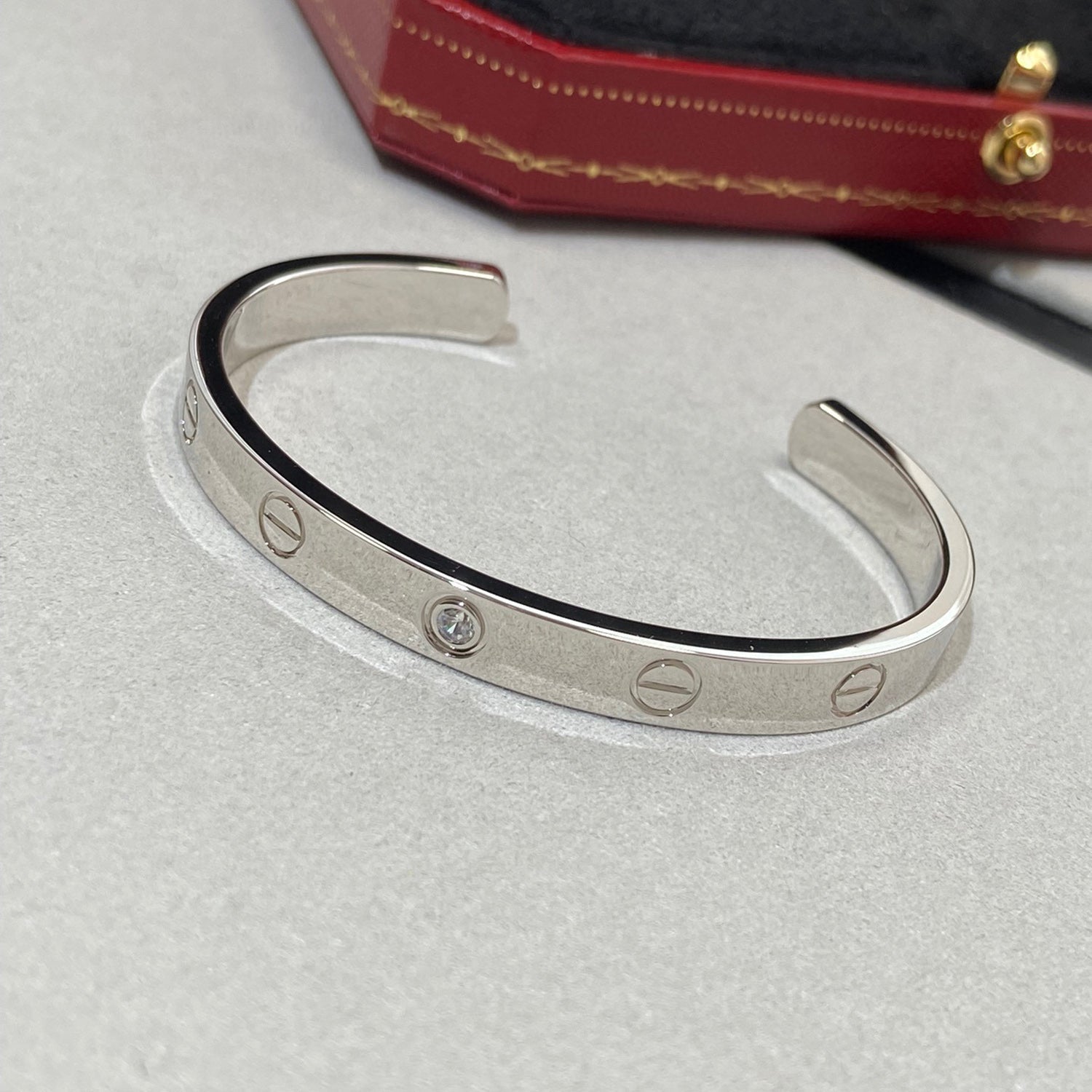 Bracciale Love Diamond Open Cuff