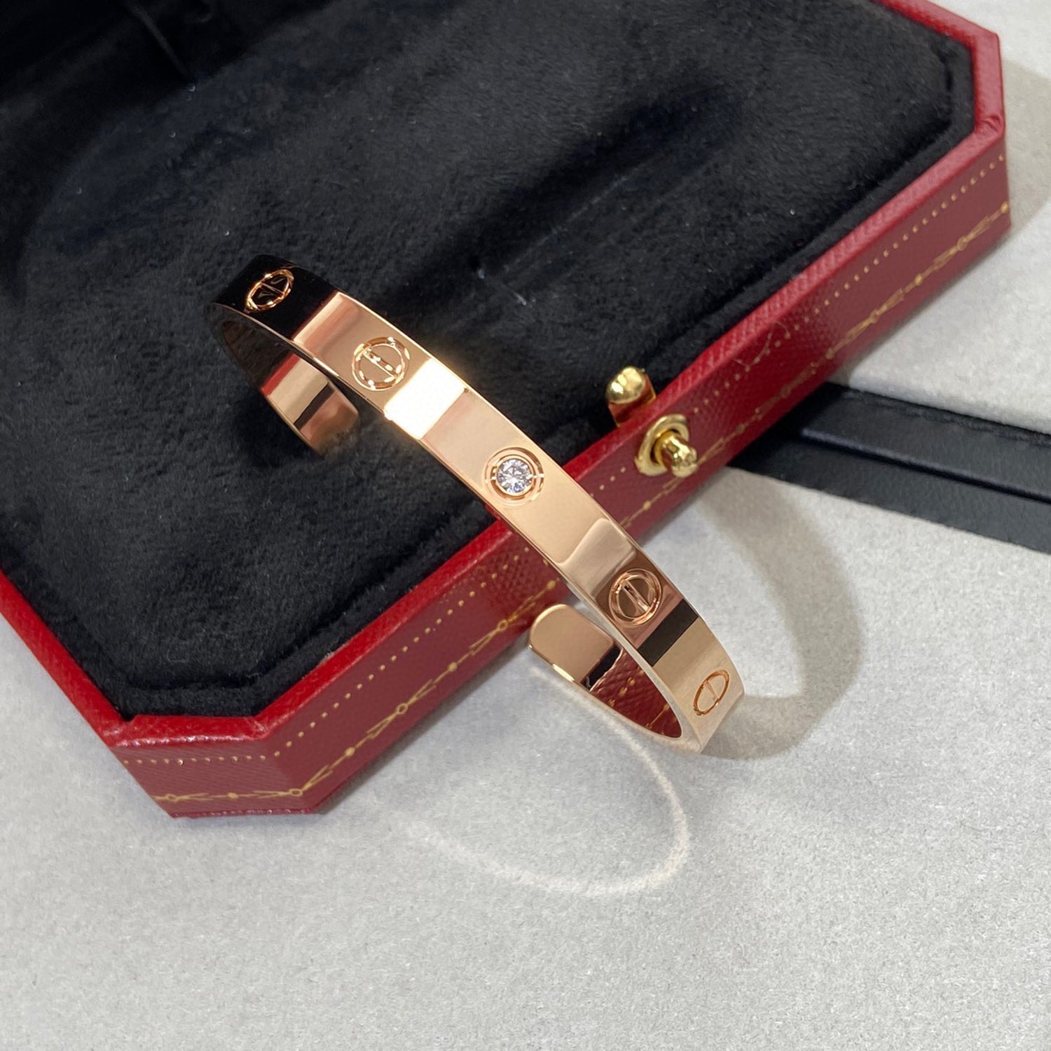 Bracciale Love Diamond Open Cuff