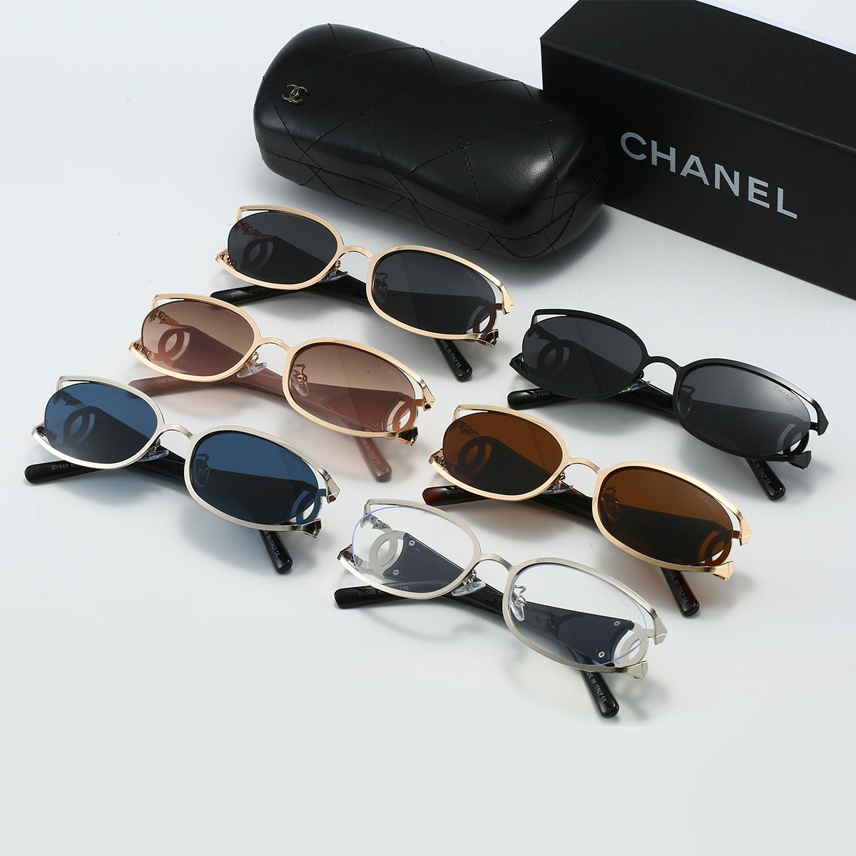 Chanel Occhiali da Sole con Logo