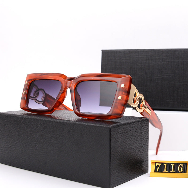 Balmain Eyewear Occhiali da Sole Quadrati Imperial
