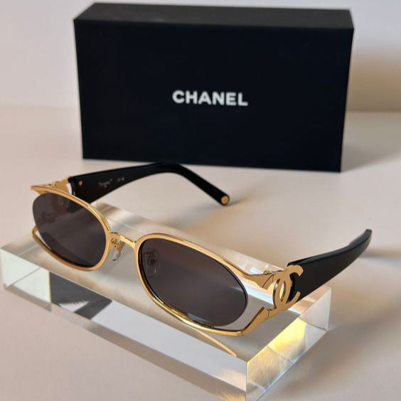 Chanel Occhiali da Sole con Logo