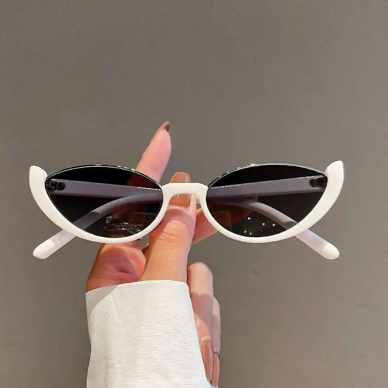 Occhiali da Sole Ovali Piccoli da Donna – Stile Contemporaneo